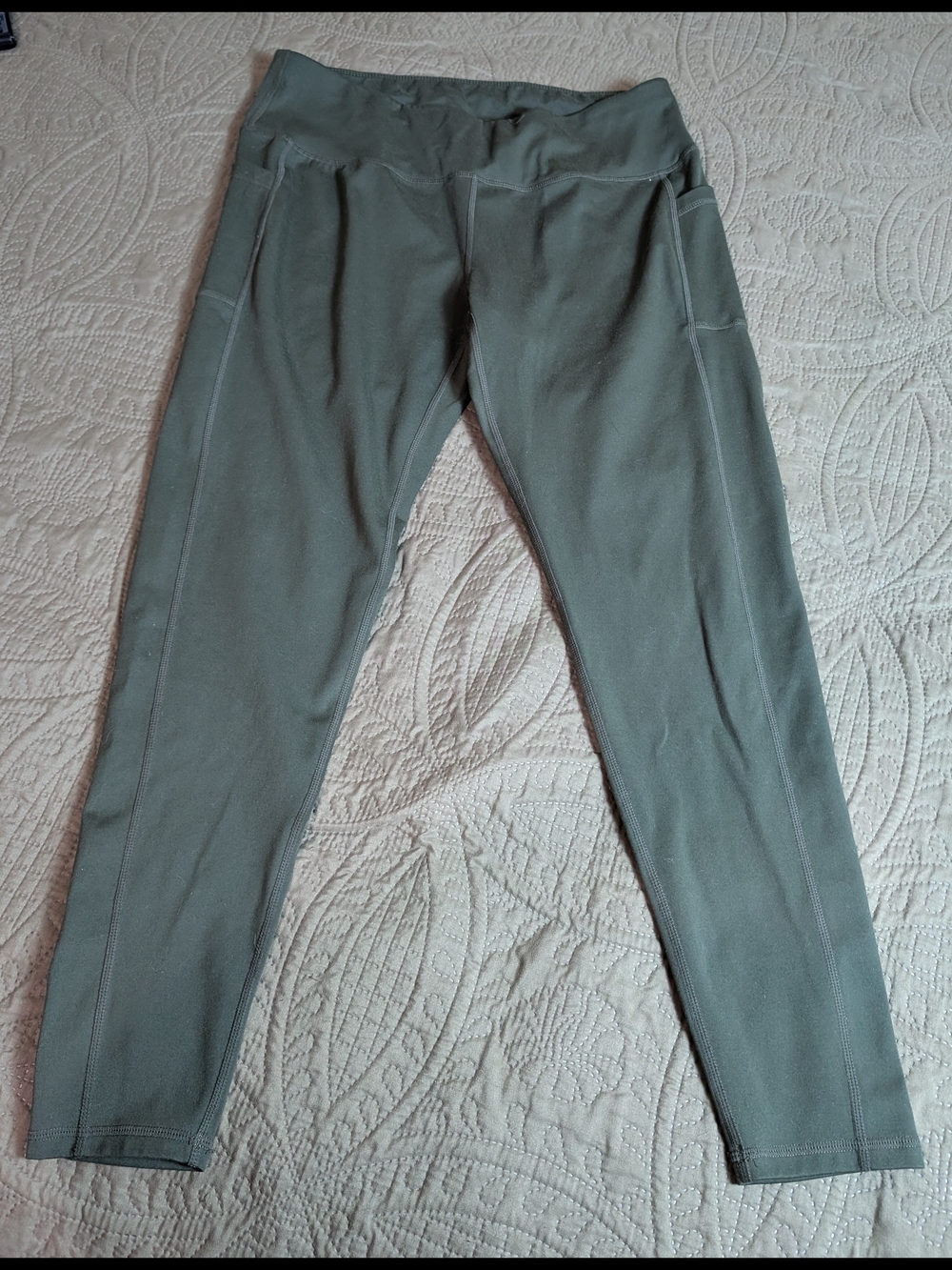 High-Waist Olive Green Active Leggings